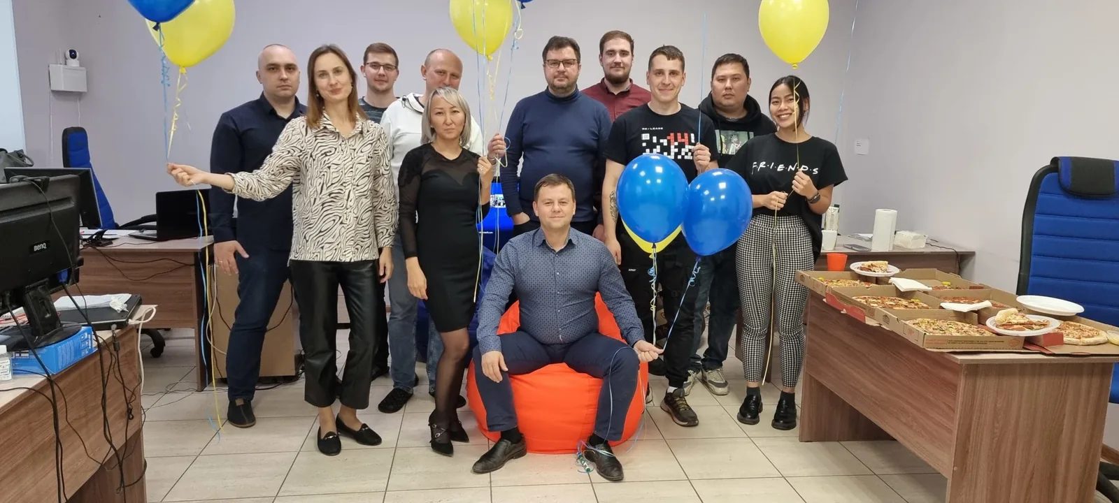 YuSMP Group team spending time together
